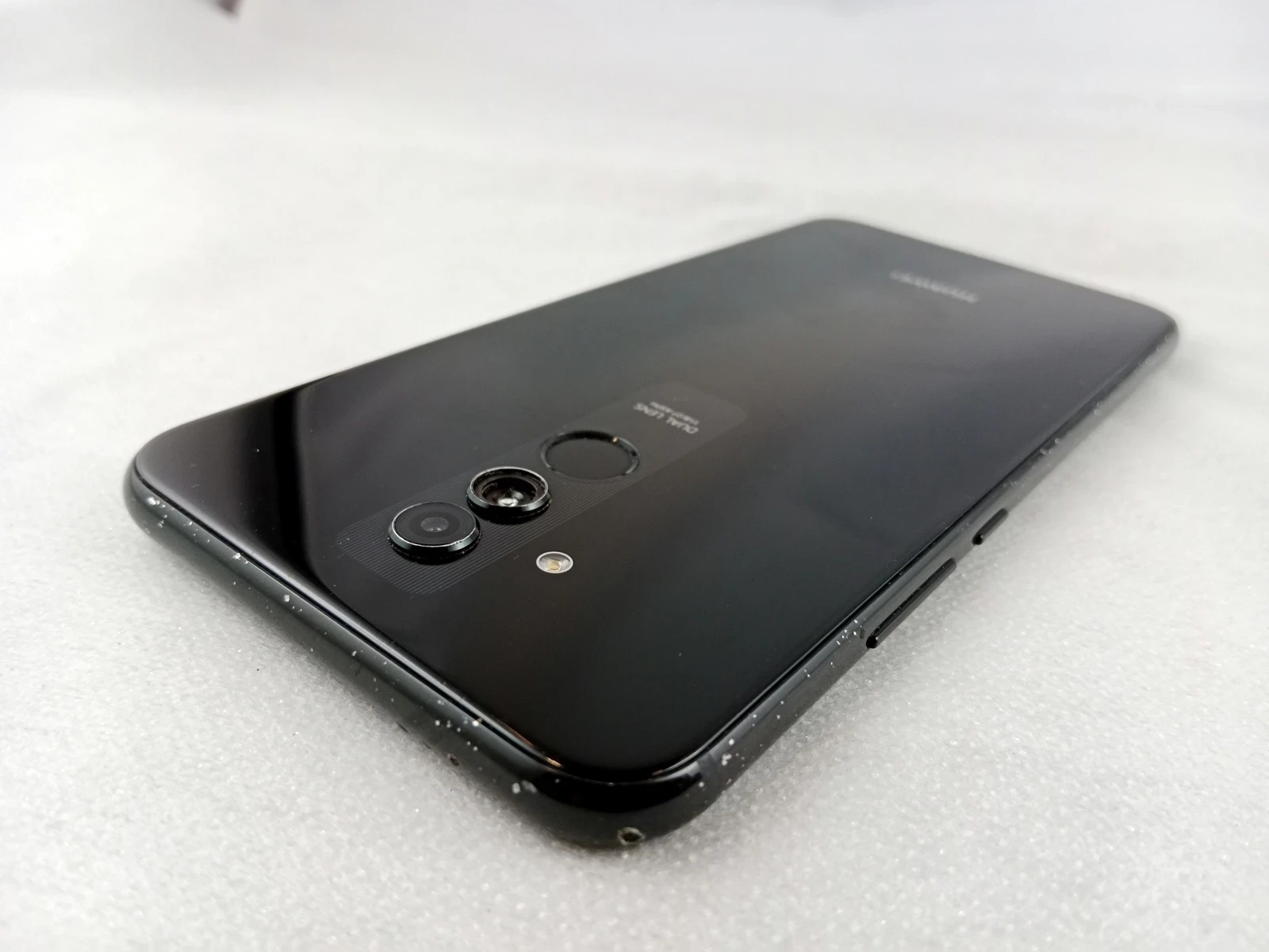 telefon-huawei-mate-20-lite-464gb-uszkodzony-kolor-127448-1