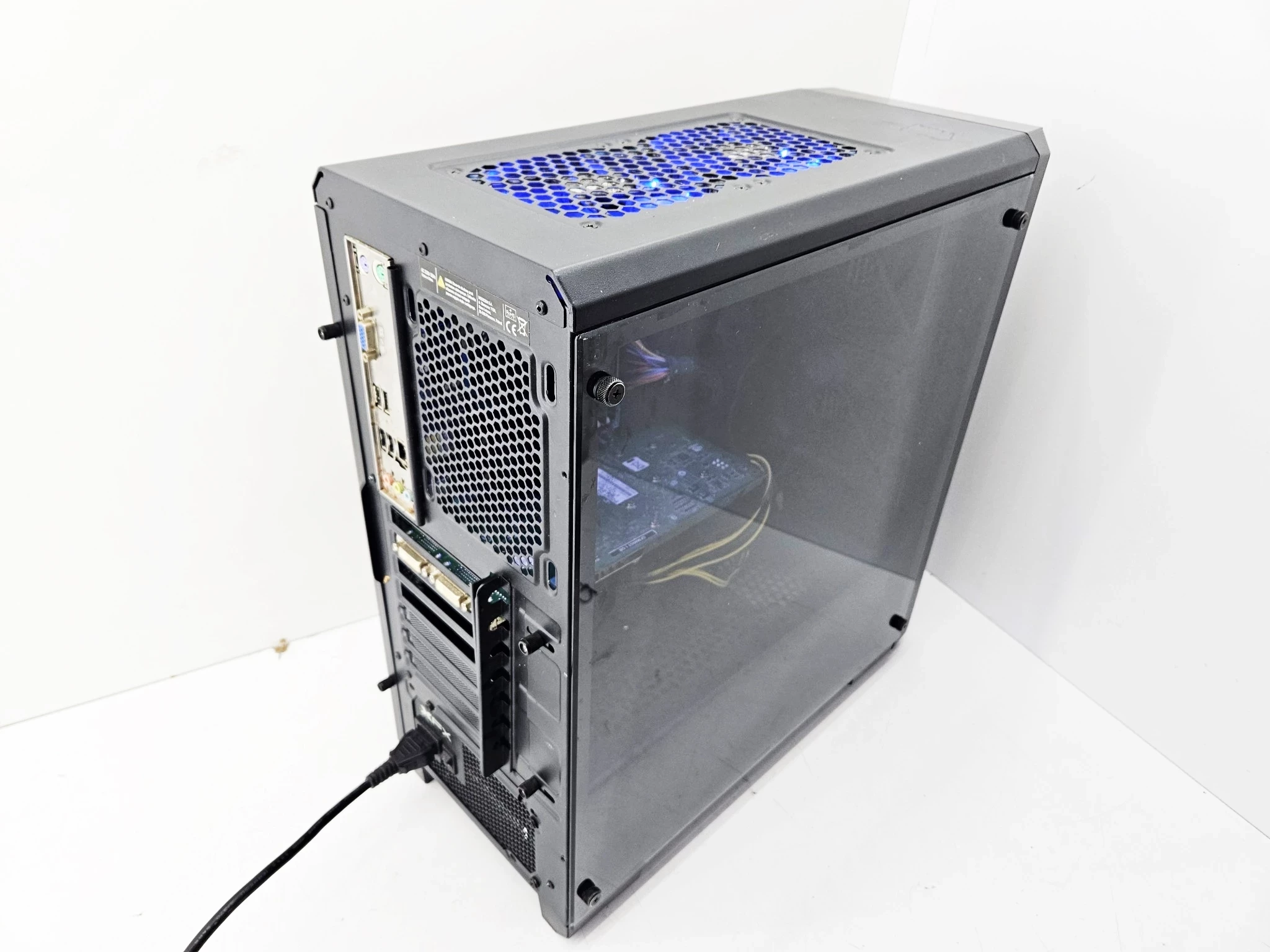 komputer-stacjonarny-pc-system-operacyjny-201865-8192