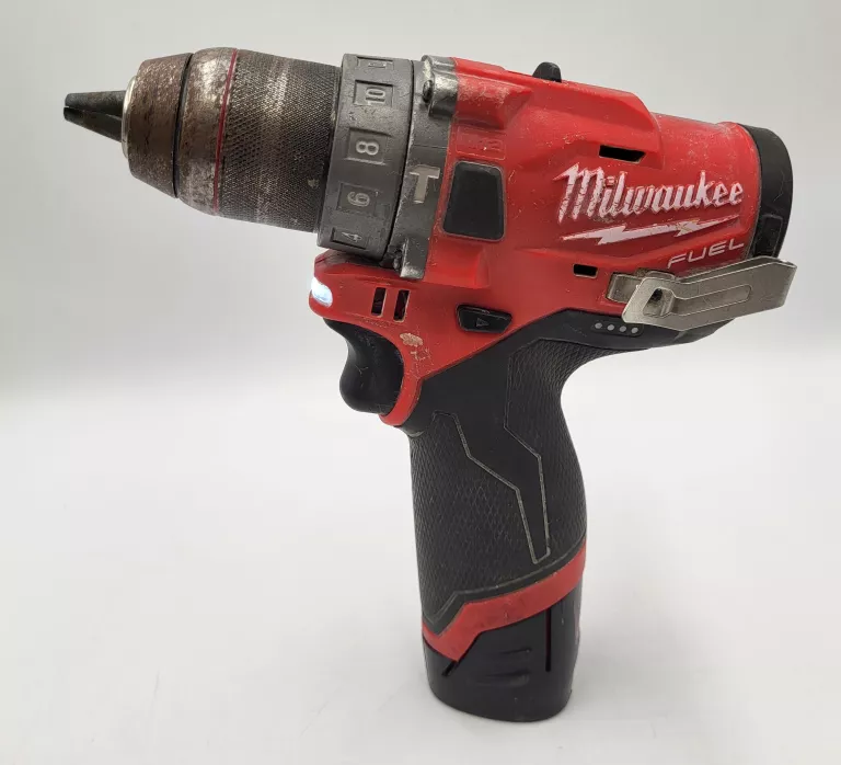 MILWAUKEE WIERTARKO-WKRĘTARKA UDAROWA AKUMULATOROWA 45 NM M12 FPD