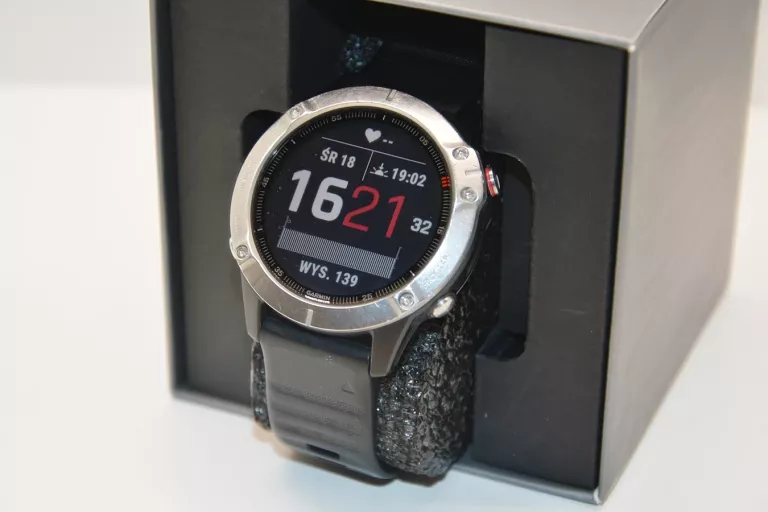 ZEGAREK SPORTOWY GARMIN FENIX 6
