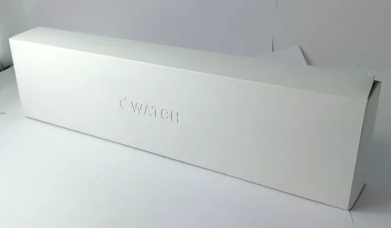 SMARTWATCH APPLE WATCH SERIES 6 GPS + CELLULAR 40MM CZARNY OPIS