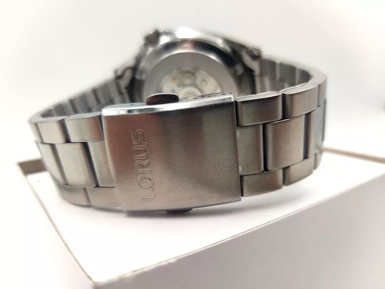 ZEGAREK MĘSKI LORUS Y676-X057 AUTOMAT