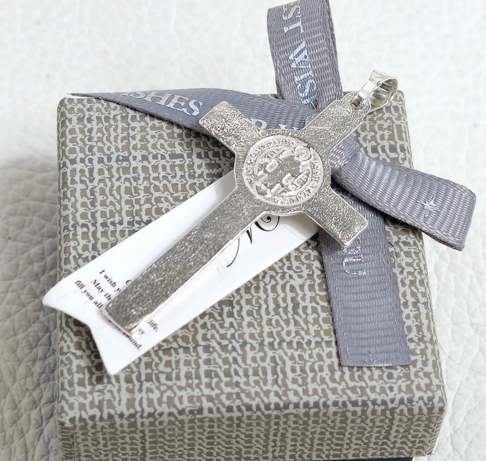 prosty-srebrny-krzyz-z-jezusem-p925-526g-5cm-proba-srebra-206658-228258