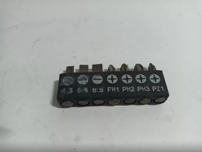 WKRĘTAK AKUMULATOROWY PERFORMANCE POWER S009A-4.8