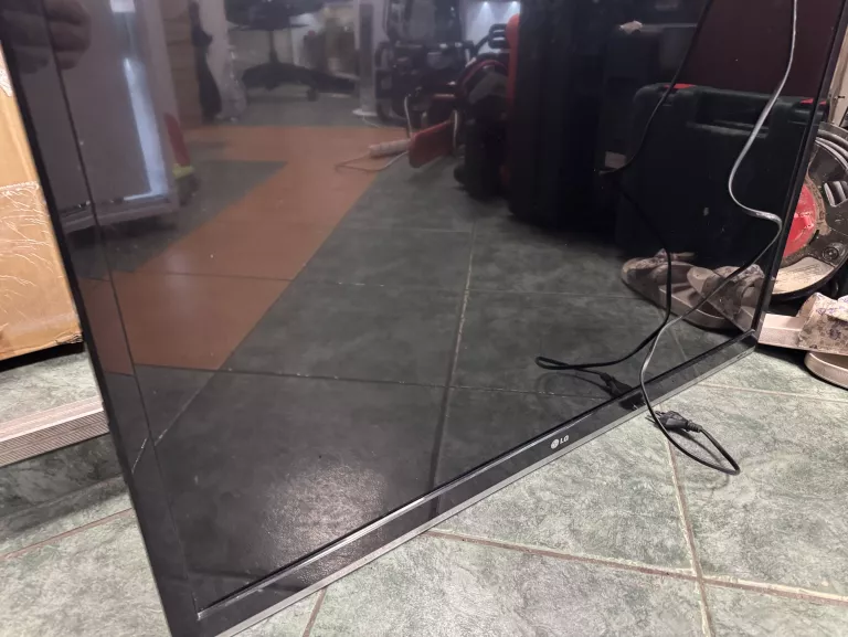 TELEWIZOR LG 37LS5600,PILOT