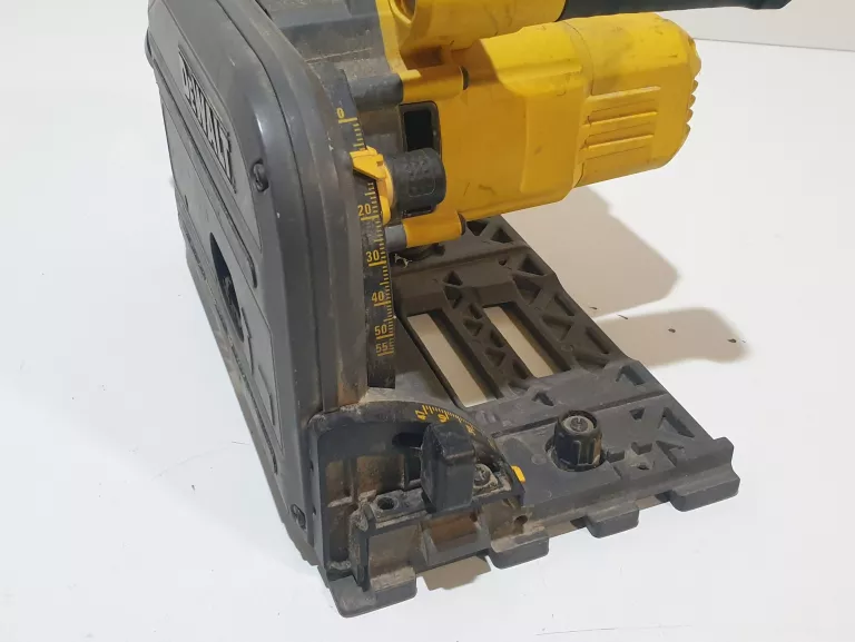 ZAGŁĘBIARKA DEWALT DCS520 BODY