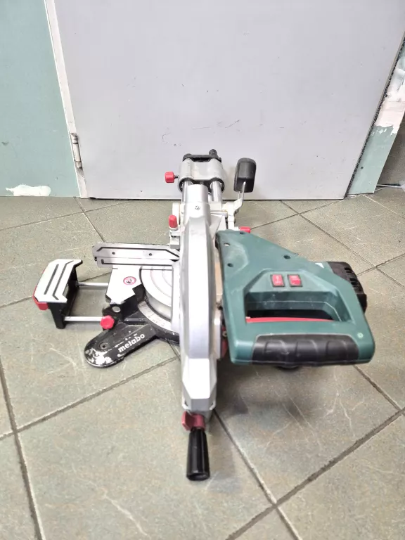 PIŁA UKOŚNICA METABO KGS 254M 1800W