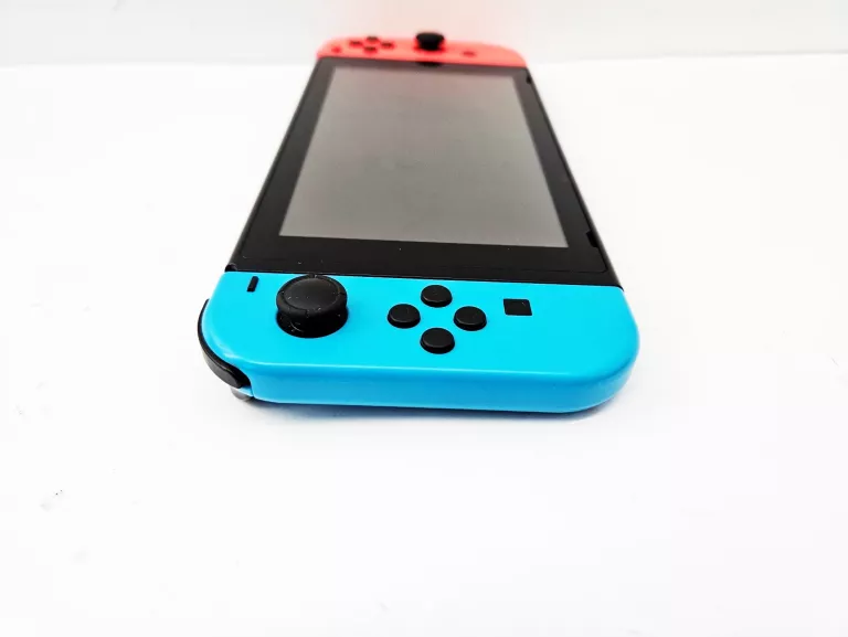 KONSOLA NINTENDO SWITCH