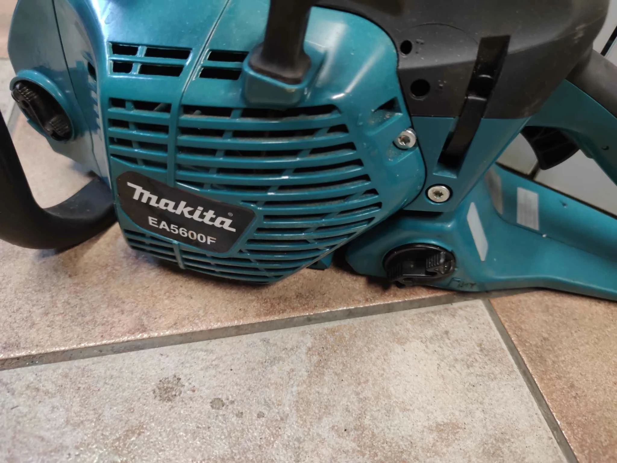 pila-spalinowa-makita-ea5600f-przecena-marka-248811-950929