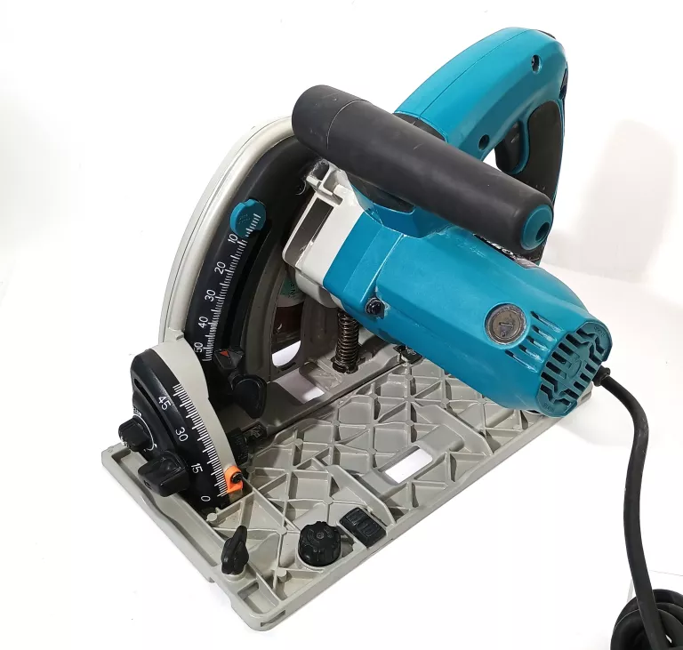 PILA PILARKO-ZAGŁĘBIARKA MAKITA SP6000 1300W/WALIZ