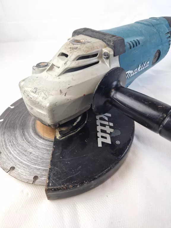 MAKITA SZLIFIERKA KĄTOWA GA9020R 2200W 230MM