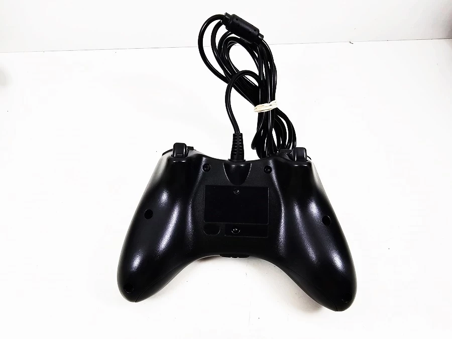 konsola-xbox-360-slim-model-1439-z-padem-nie-oryginalny-na-kablu-dysk-wbudowana-pamiec-5179-10