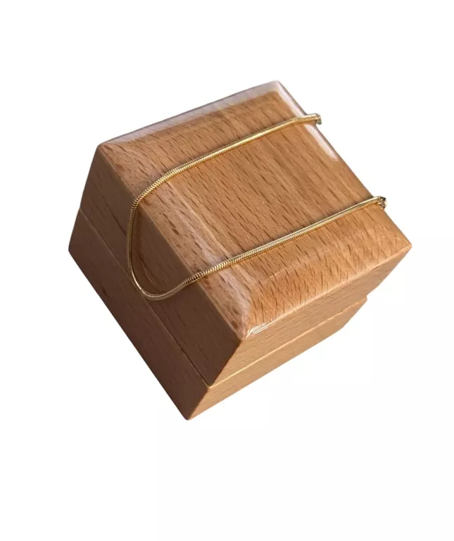 zlota-bransoletka-marka-226434-1704211