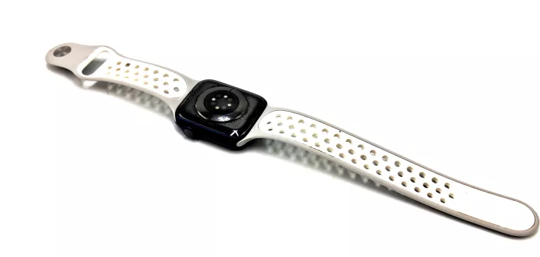 APPLE WATCH SERIES 6 44 MM