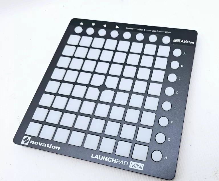 NOVATION LAUNCHPAD MINI + KABELEK