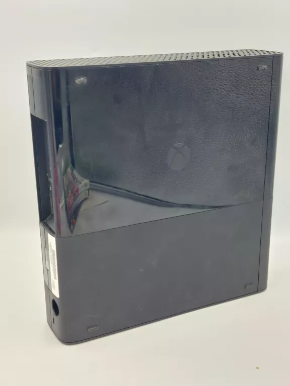 KONSOLA XBOX 360 Z KINEKTEM