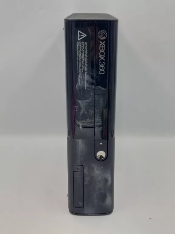 KONSOLA XBOX 360 Z KINEKTEM