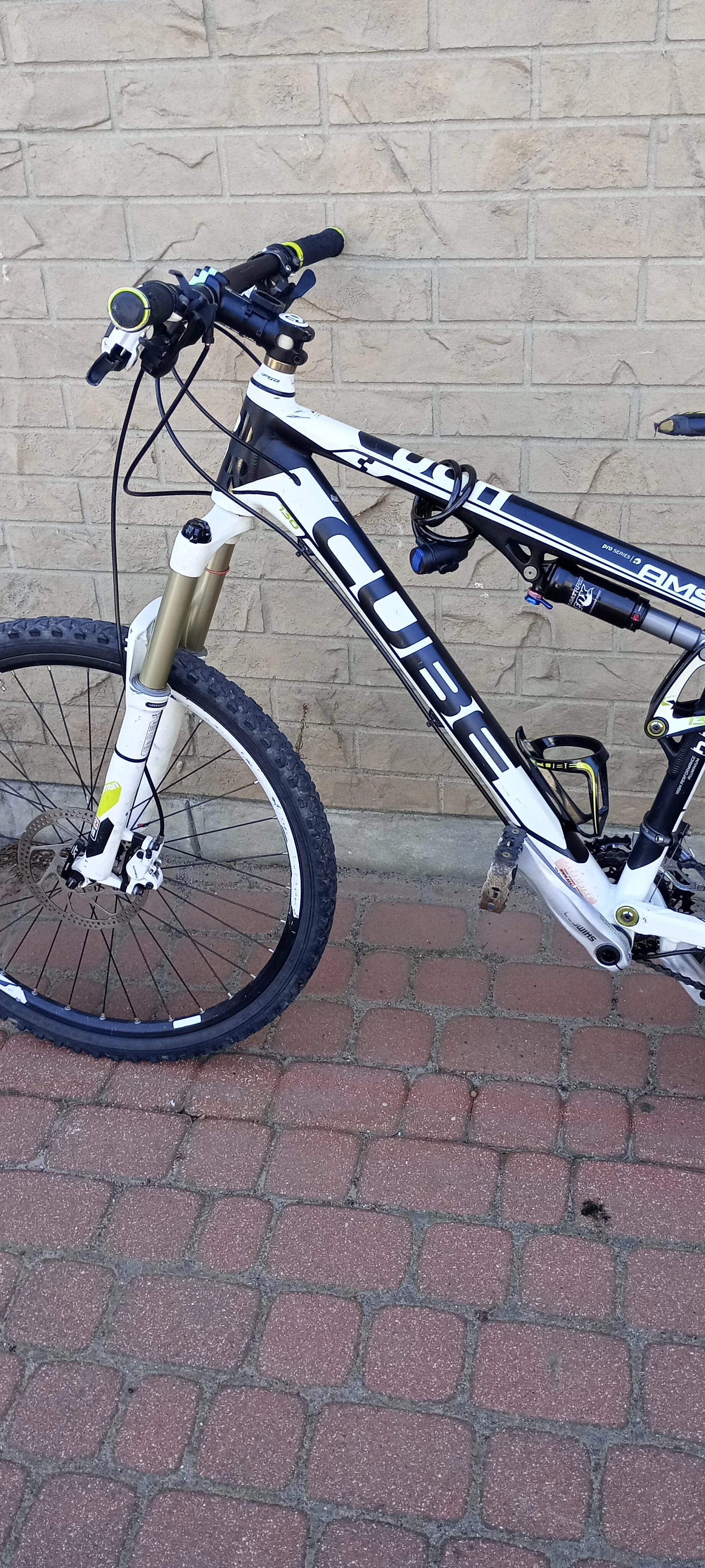 rower-zjazdowy-cube-ams-130-pro-series-material-ramy-179-2