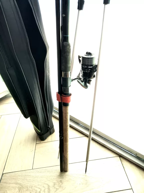 WĘDKA SASORI FEEDER 390 10,00-100,00 G 137 + ETUI MIKADO FEEDER + AKCESORI
