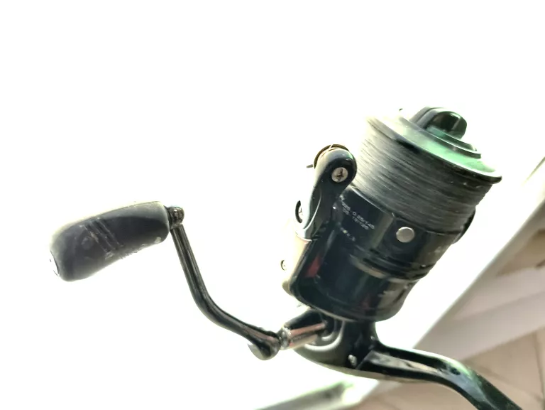 WĘDKA SASORI FEEDER 390 10,00-100,00 G 137 + ETUI MIKADO FEEDER + AKCESORI