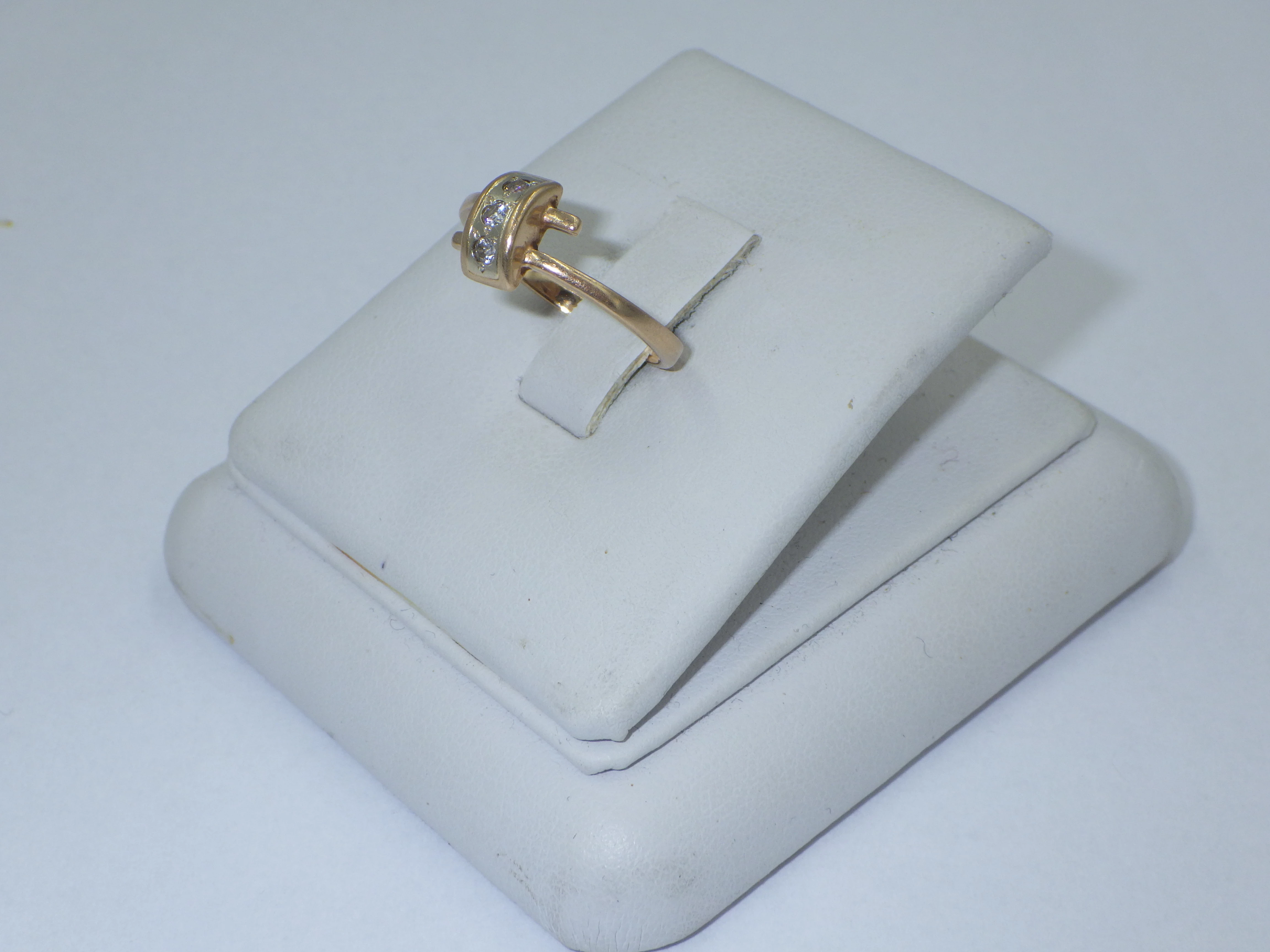 pierscionek-z-cyrkoniami-zloto-585-207g-r13-material-15835-2