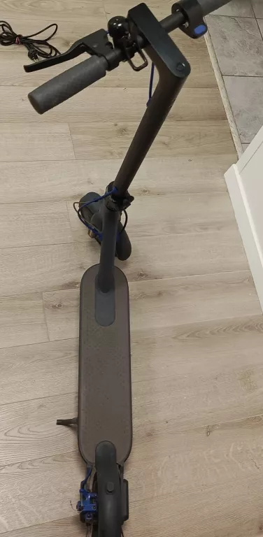 HULAJNOGA ELEKTRYCZNA XIAOMI ELECTRIC SCOOTER 3