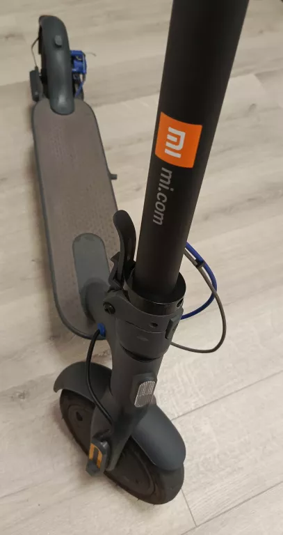 HULAJNOGA ELEKTRYCZNA XIAOMI ELECTRIC SCOOTER 3