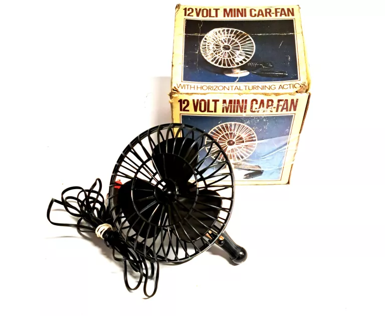 samochodowy-wiatraczek-12v-czarny-batalionow-chlopskich-19-katowice