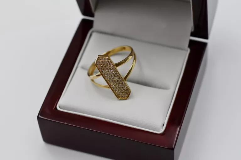 ZŁOTY PIERŚCIONEK DŁUGI Z KAMIENIAMI [585] 3,02G R25