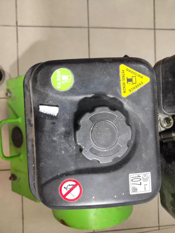 ZAGĘSZCZARKA UBIJAK ZIPPER RPE90 90KG GRUNTU DO KOSTKI USZKODZONY GAZNIK