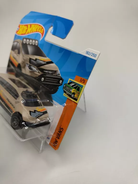 HOT WHEELS CHRYSLER PACIFICA HW VANS HTB93 NIEOTWIERANE