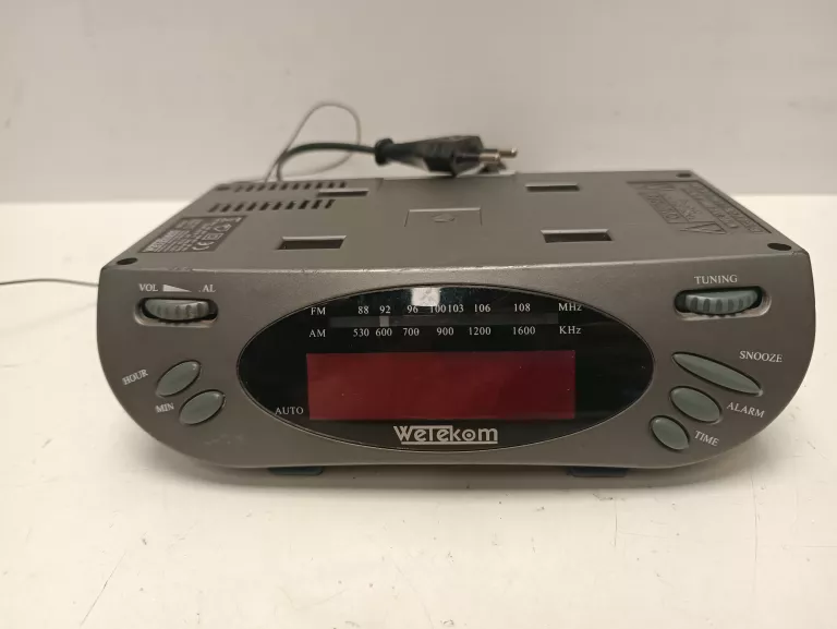 radiobudzik-wetekom-osiedle-teatralne-3u15-krakow