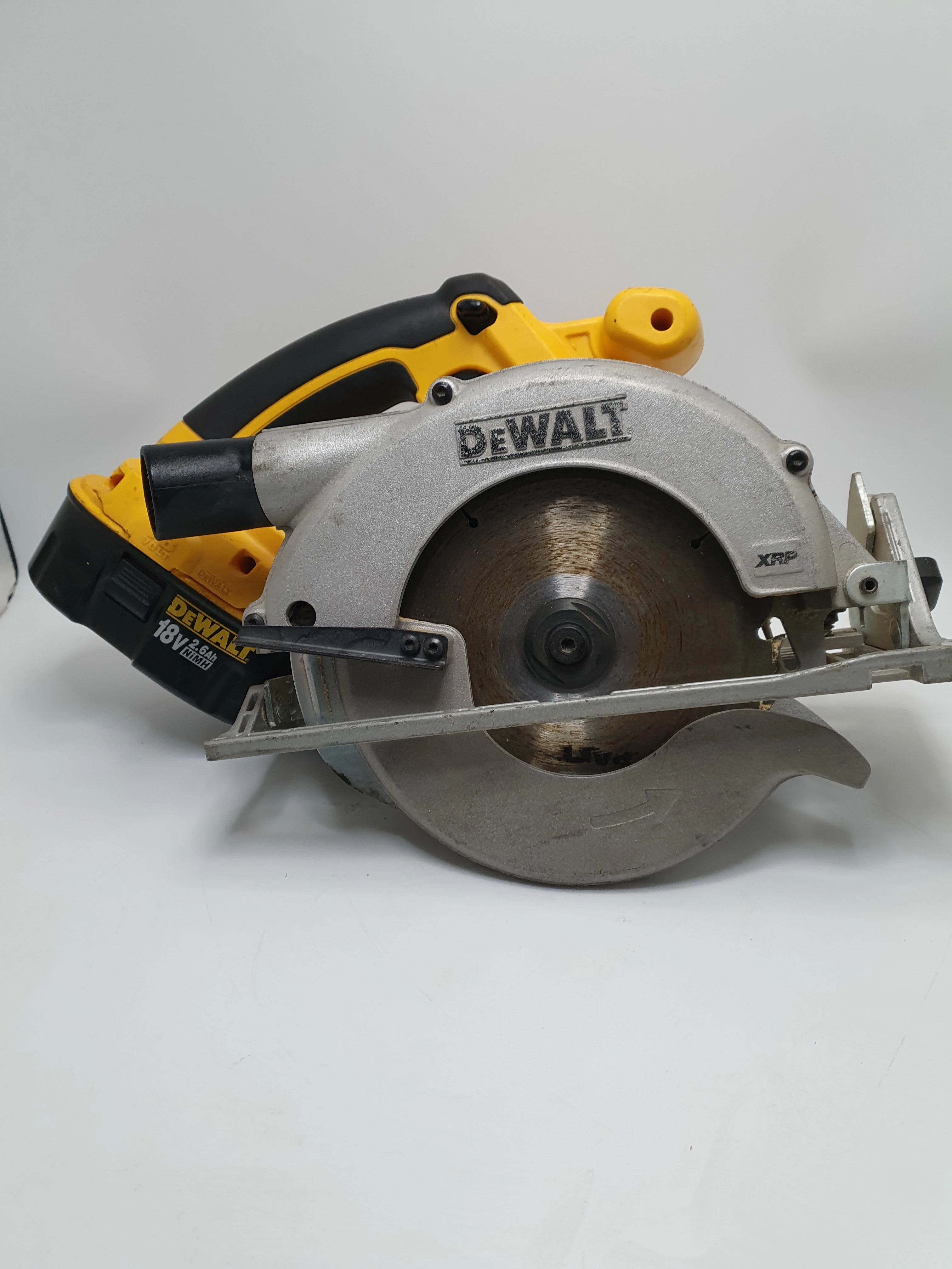 pila-tarczowa-dewalt-dc390-akumulatorowa-powst-wielkopolskich-2-gostyn