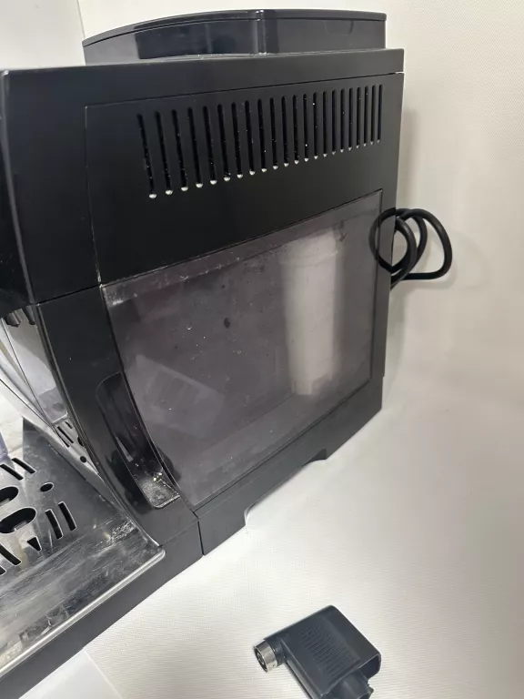 EKSPRES CIŚNIENIOWY DELONGHI ECAM 23.460B