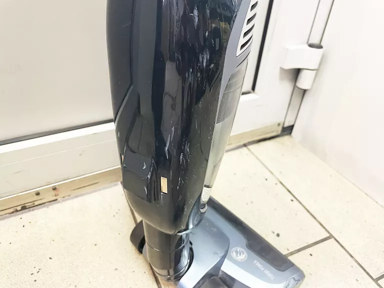 ODKURZACZ PIONOWY GRUNDIG CYCLONIC 18V