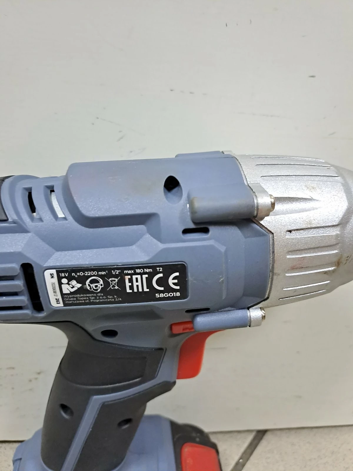 klucz-udarowy-graphite-58g018aku-20ladowarka-warto-kod-producenta-58g018