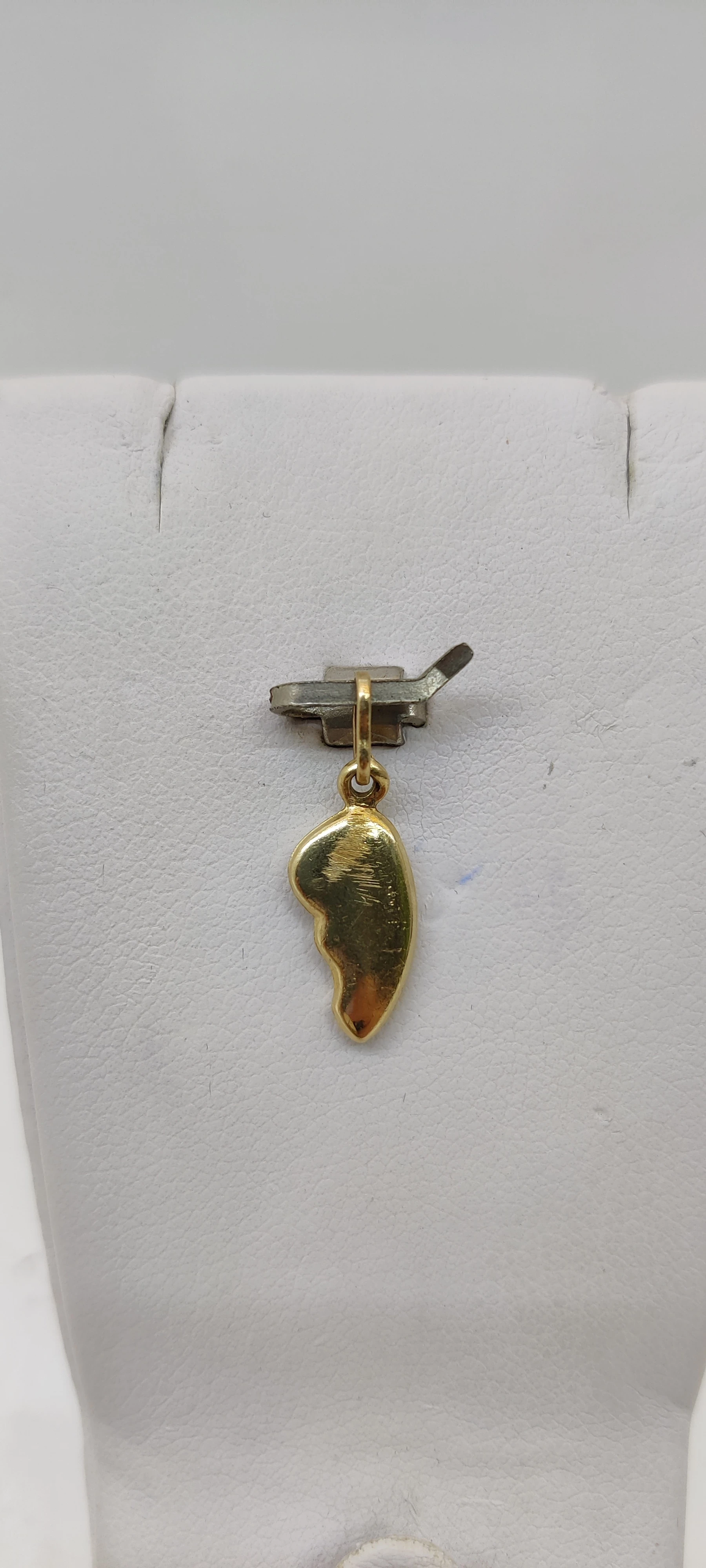 zlota-zawieszka-maryjka-p585-w051g-stan-uzywany