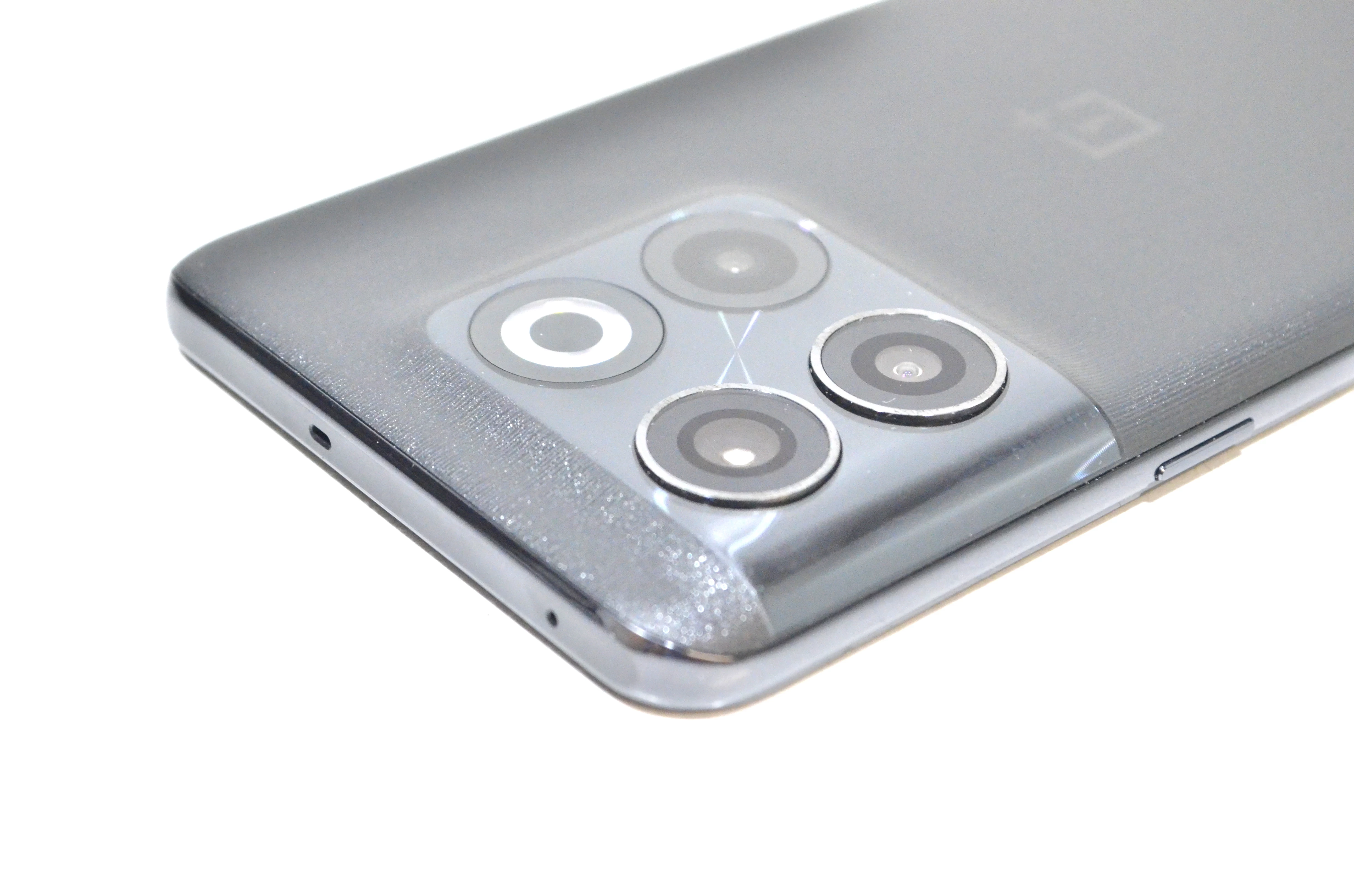 telefon-one-cph2415-typ-smartfon