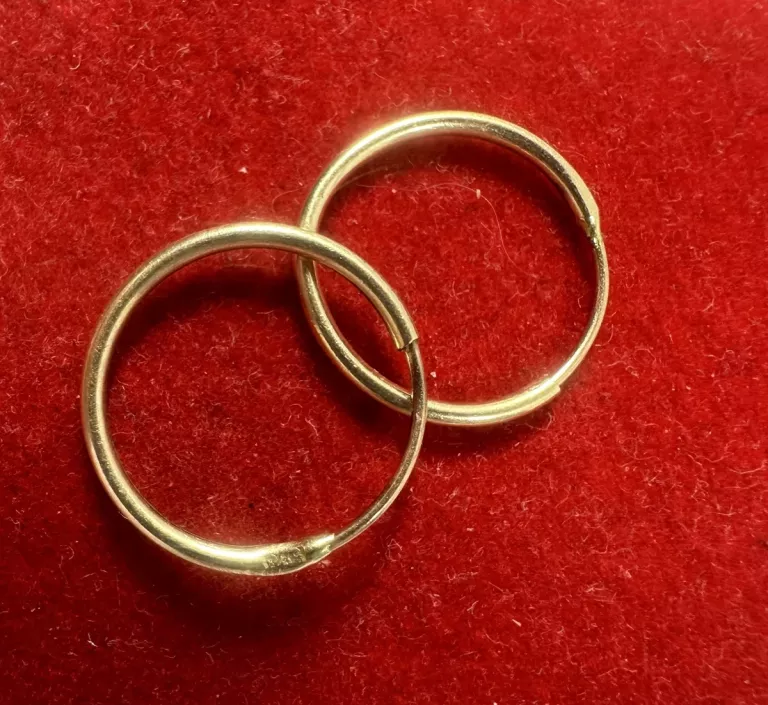 delikatne-kolczyki-kolka-proby-583-material-zloto