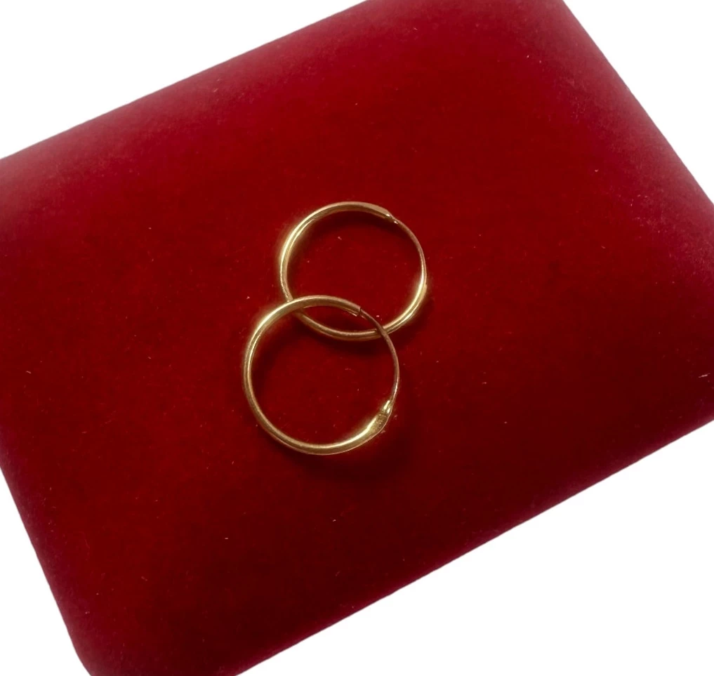 delikatne-kolczyki-kolka-proby-583-modlinska-1a-nowy-dwor-maz-sj