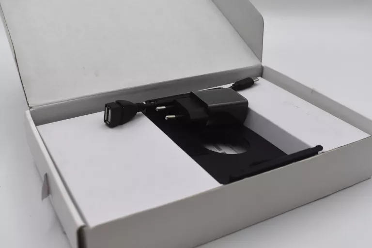 robot-do-tenisa-stolowego-butterfly-amicus-prime-kod-producenta-amicus-prime