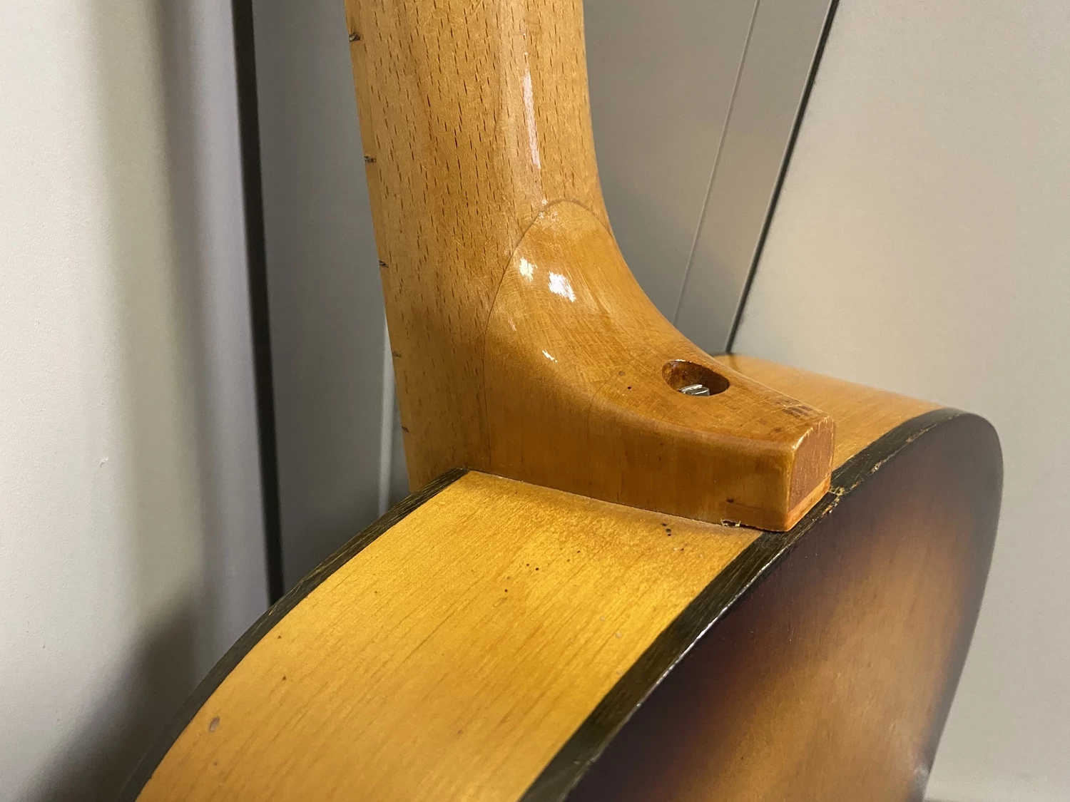 gitara-klasyczna-rosyjska-1982-z-fabryki-instrumentow-muzycznych-iwanowska-kod-producenta-1982