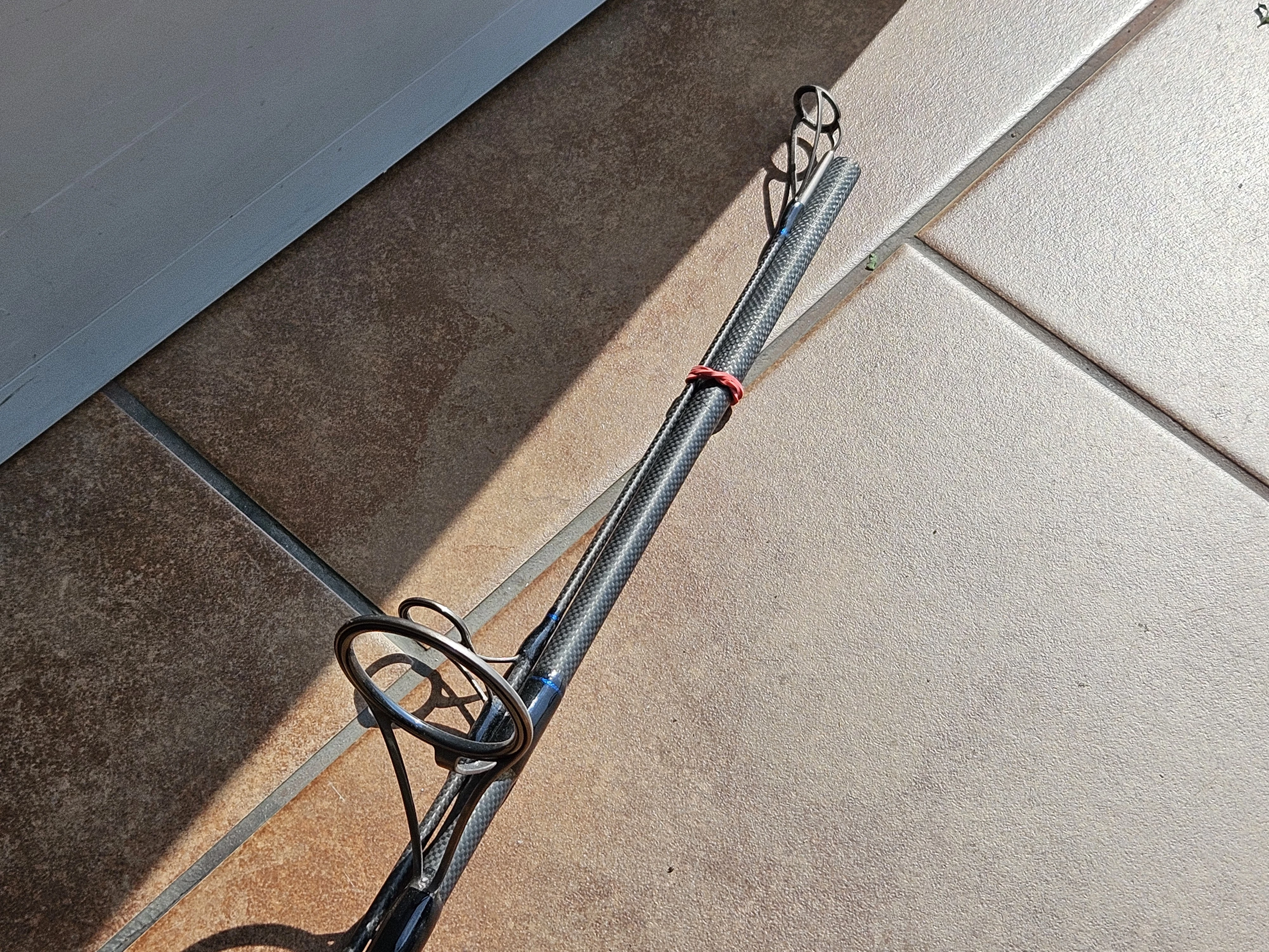 sonik-gravity-x-12-365m-325lb-cork-model-sk-47