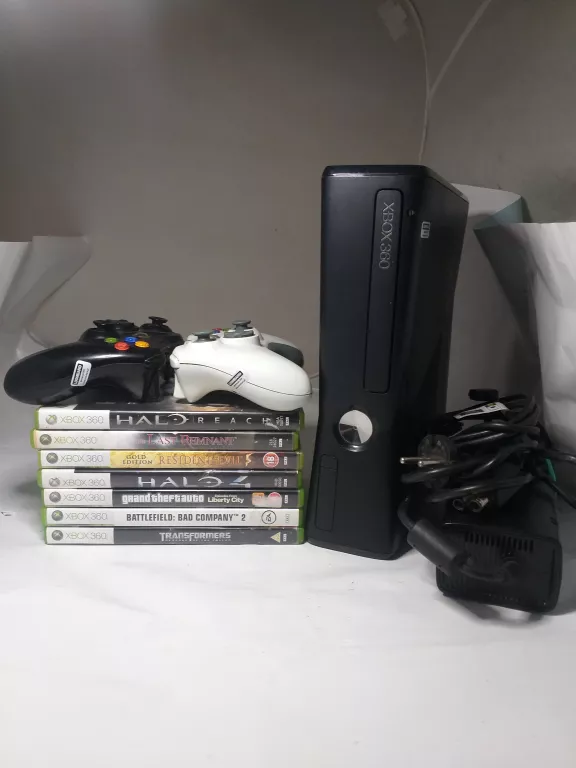 KONSOLA XBOX 360 250GB @ZESTAW