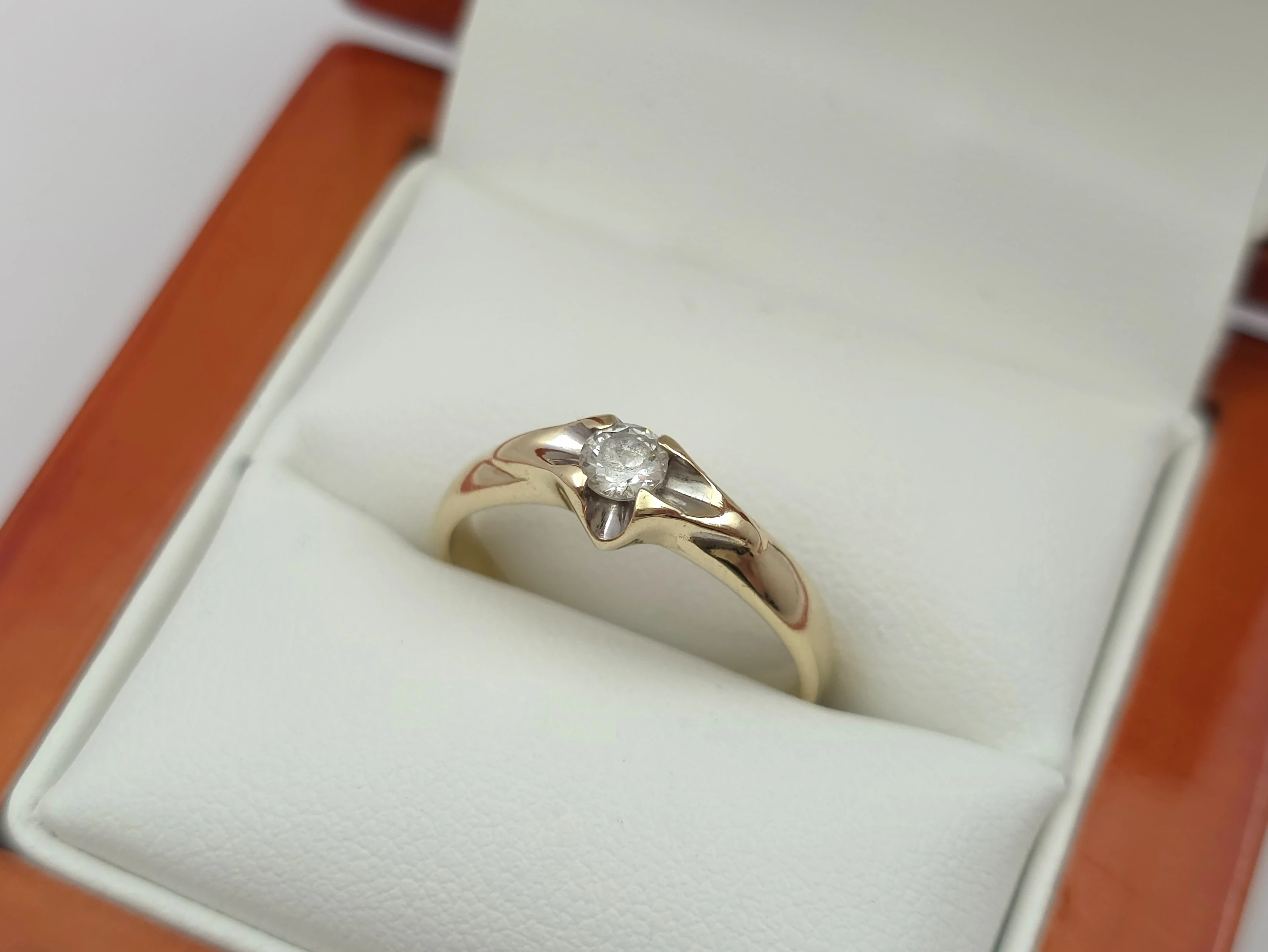 zloty-pierscionek-z-cyrkonia-585-14k-r15-260g-stan-11323-2