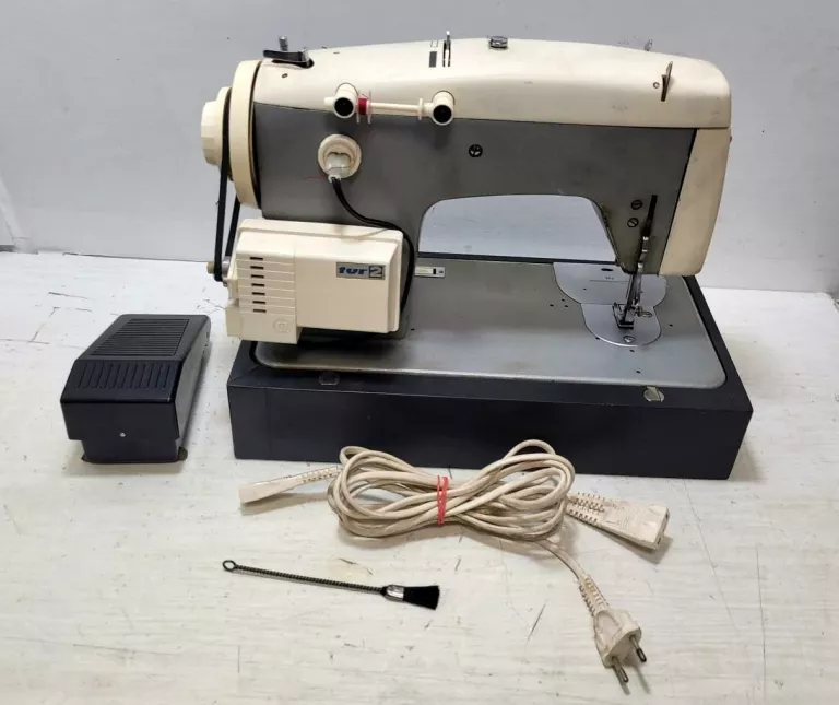 maszyna-do-szycia-veritas-tur-2-okazja-stan-11323-2