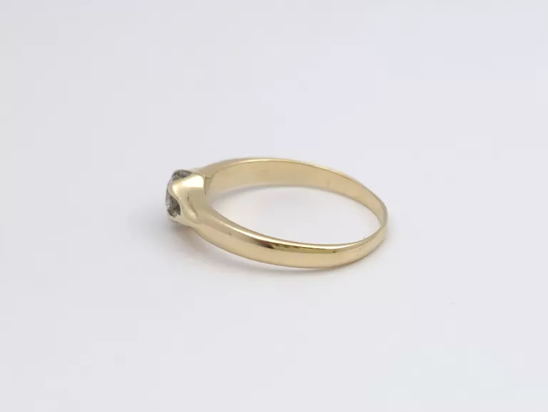 zloty-pierscionek-z-cyrkonia-585-14k-r15-260g-waga-111