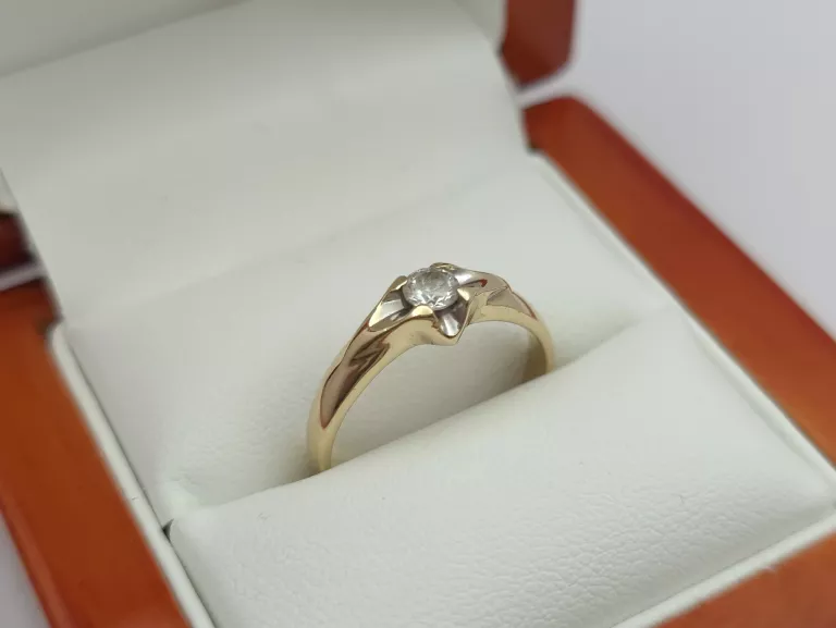 zloty-pierscionek-z-cyrkonia-585-14k-r15-260g-material-15835-2