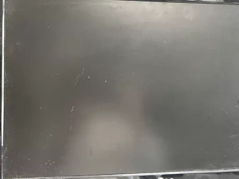 monitor-lg-flatron-e2260v-pn-stan-11323-2