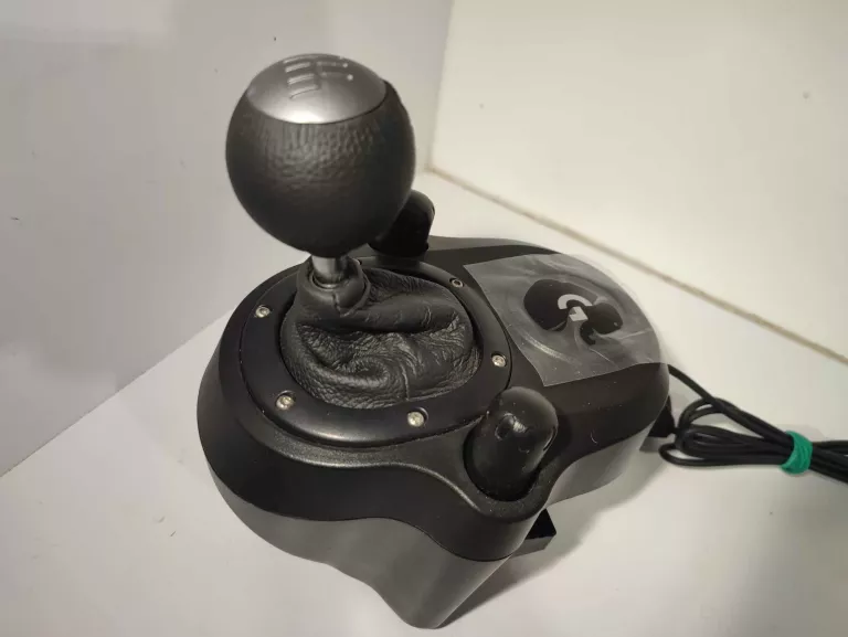 ZESTAW KIEROWNICA LOGITECH G29 + SKRZYNIA ZMIANY BIEGÓW + HAMULEC RĘCZNY